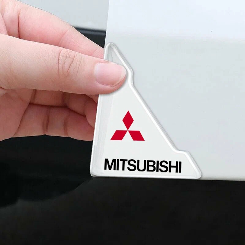  Защитная накладка на угол двери самоклеящаяся MITSUBISHI к-т 4шт